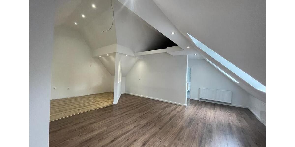 Maisonettenwohnung Illertissen - 2.5 Zimmer, 100 m&sup2;, 1.050&euro; | Angebot:26614980