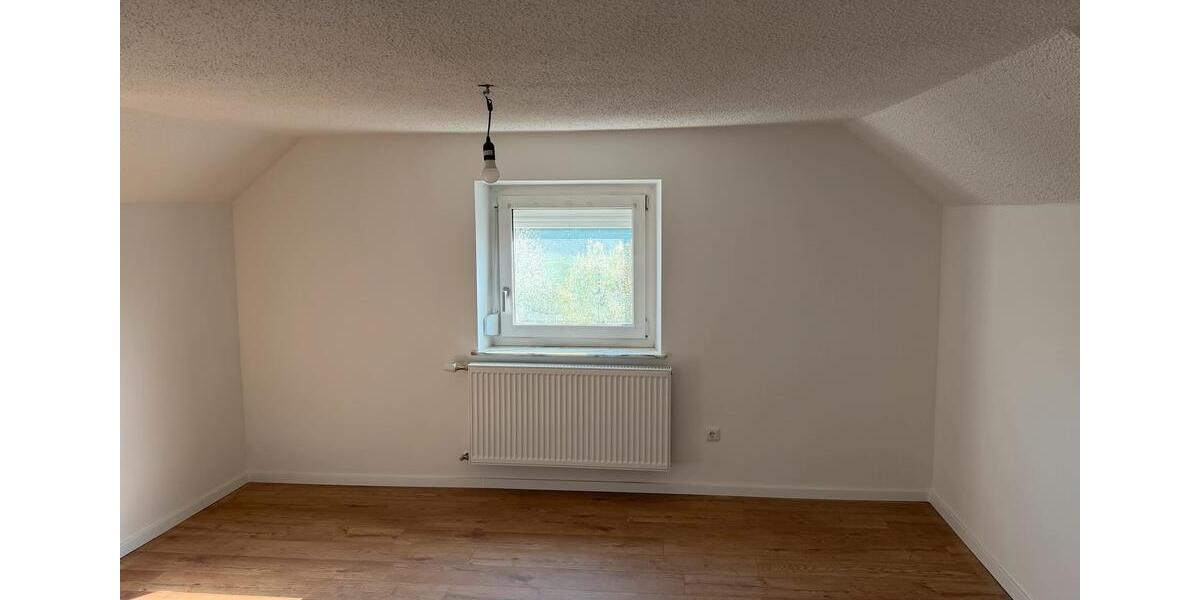 Dachgeschoßwohnung Fürstenstein - 2 Zimmer, 65 m&sup2;, 650&euro; | Angebot:26222540