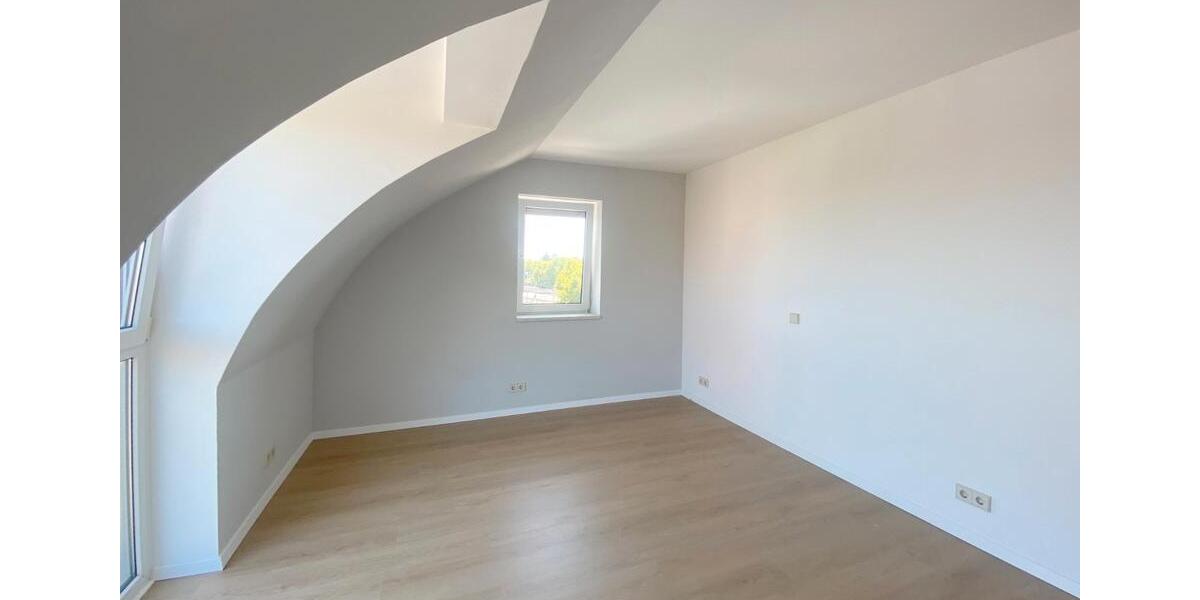 Etagenwohnung Speyer - 3 Zimmer, 116 m&sup2;, 1.400&euro; | Angebot:25907897