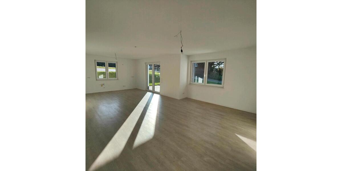 Erdgeschoßwohnung Porta Westfalica - 4 Zimmer, 111 m&sup2;, 1.200&euro; | Angebot:26248835