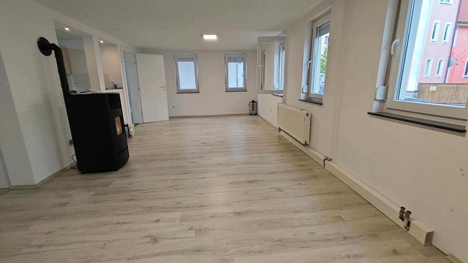 Einfamilienhaus Albstadt Gemarkung Onstmettingen - 2 Zimmer, 130 m&sup2;, 1.100&euro; | Angebot:26592163