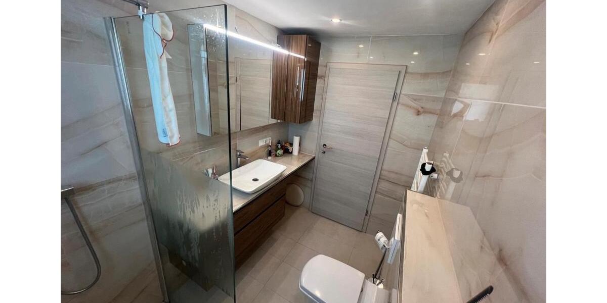 Charmantes Reiheneckhaus mit Wintergarten 4 zimmer