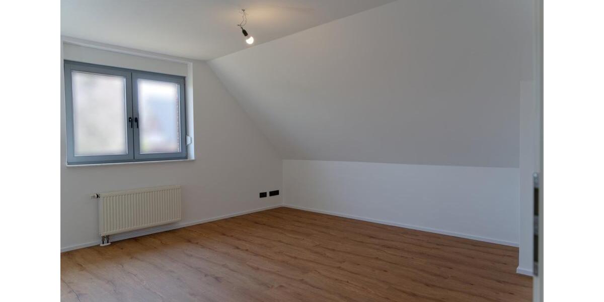 Dachgeschoßwohnung Ebstorf - 2 Zimmer, 80 m&sup2;, 900&euro; | Angebot:26549344