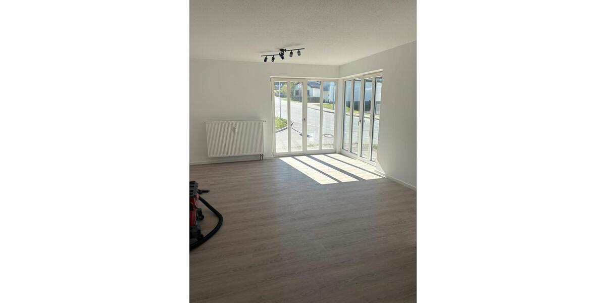 Etagenwohnung Freyung - 4 Zimmer, 80 m&sup2;, 560&euro; | Angebot:26475309
