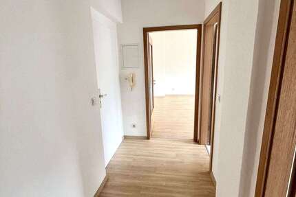 Wohnung Bitterfeld Bitterfeld - 1 Zimmer, 32 m&sup2;, 274&euro; | Angebot:26063465