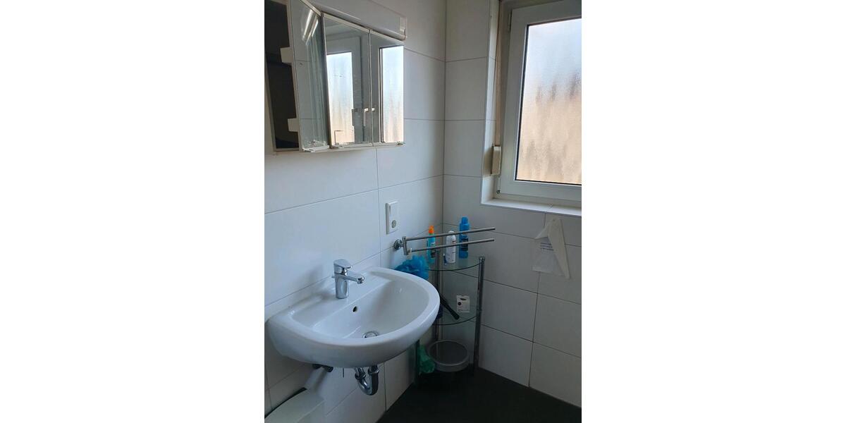 Wohnen auf Zeit Goch - 9 Zimmer, 16 m&sup2;, 420&euro; | Angebot:24641183