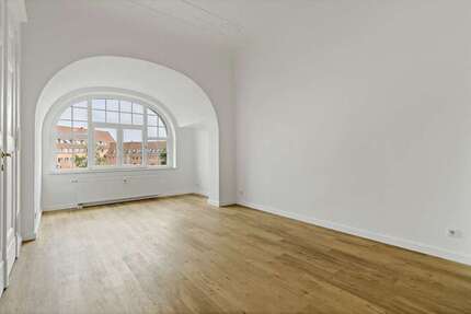 Wohnung zum Mieten in Halle 635 € 63.56 m²