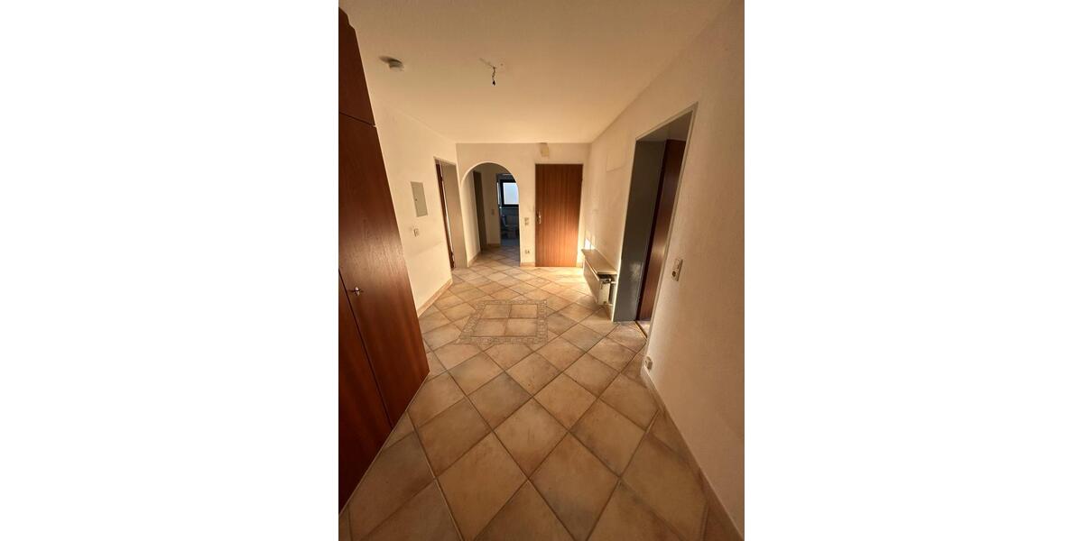 Etagenwohnung Waldsassen - 4 Zimmer, 100 m&sup2;, 1.000&euro; | Angebot:25516193