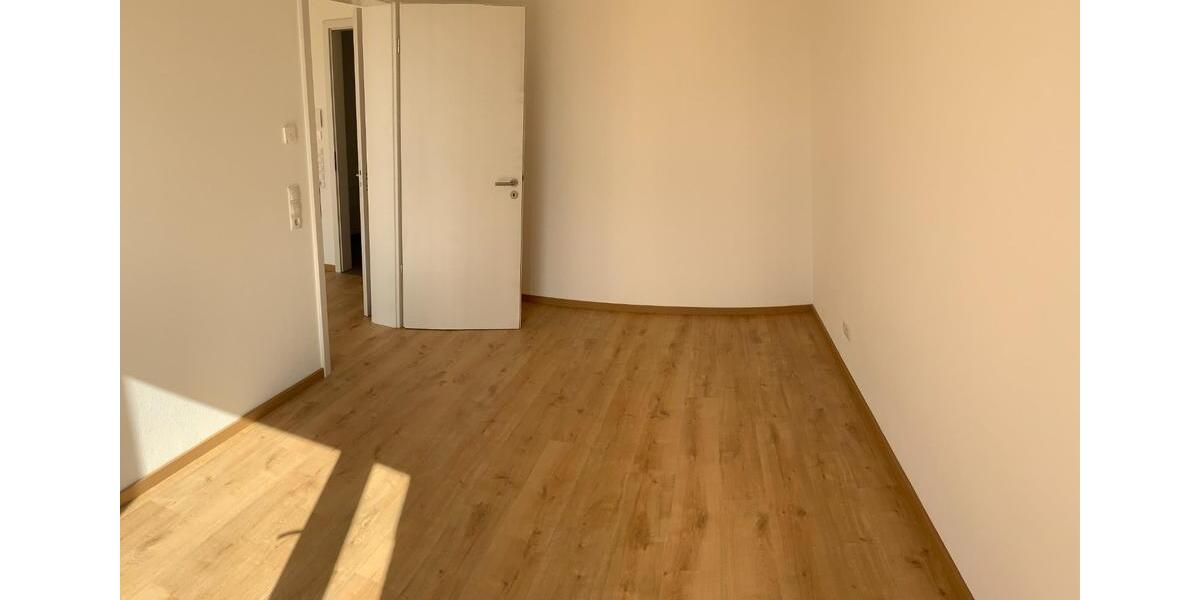 Einfamilienhaus Hengersberg - 1 Zimmer, 76 m&sup2;, 700&euro; | Angebot:24865841