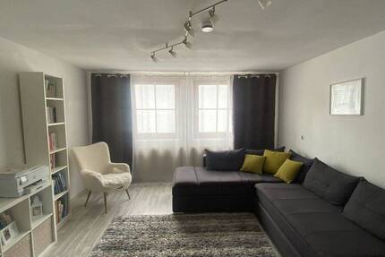Wohnung Herrenberg - 4 Zimmer, 110 m&sup2;, 1.020&euro; | Angebot:26894940