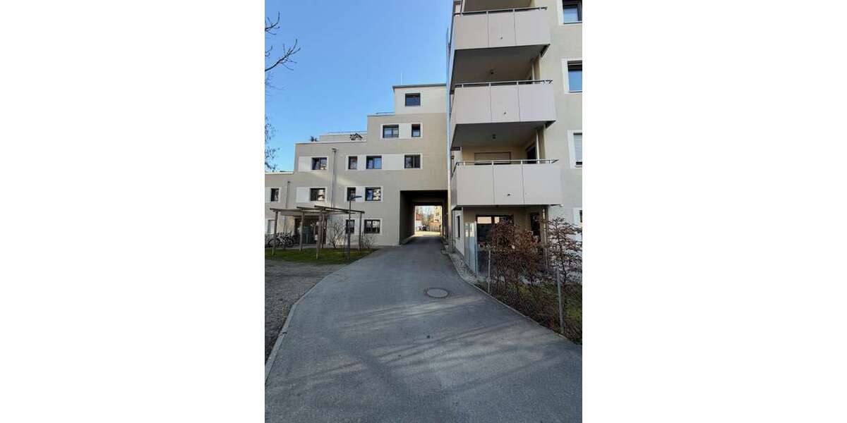 Etagenwohnung Landshut Landshut-West - 2 Zimmer, 73 m&sup2;, 1.100&euro; | Angebot:25417187