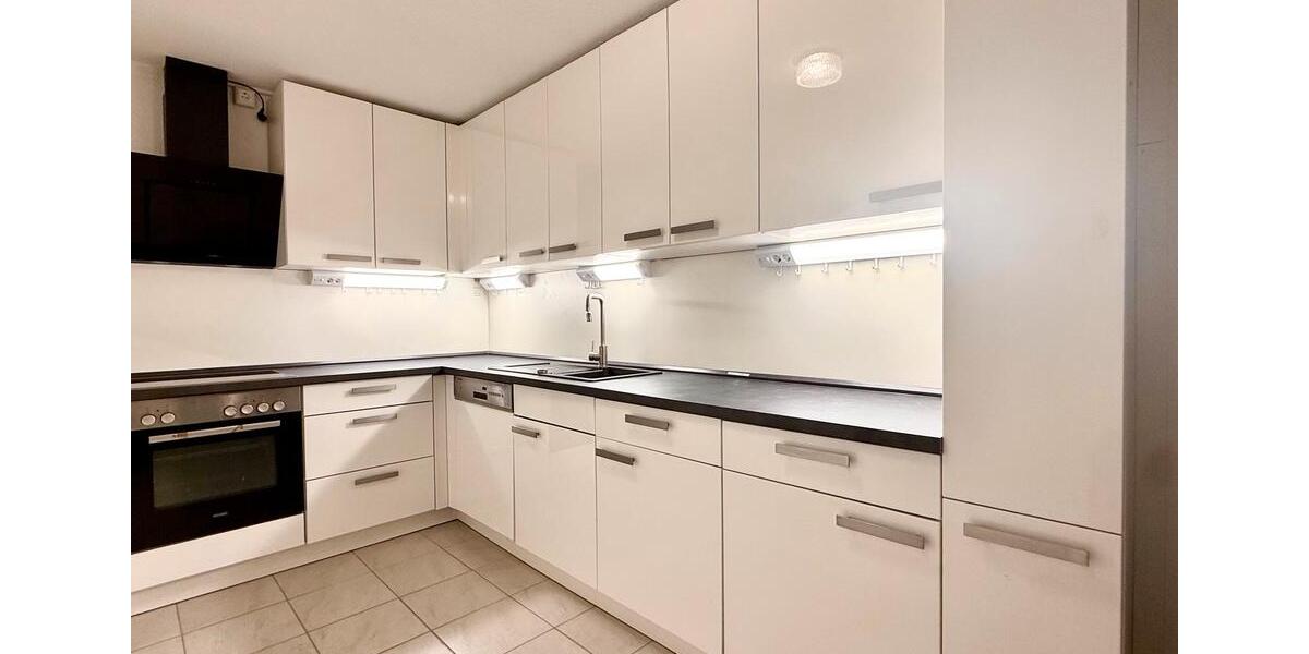 Etagenwohnung Günzburg - 2 Zimmer, 100 m&sup2;, 875&euro; | Angebot:26609495