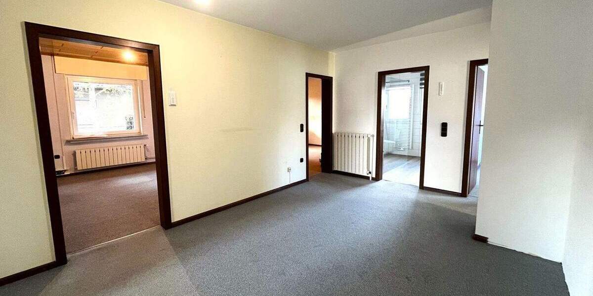 Großzügige 4-Zimmerwohnung mit Einbauküche in Löhne-Obernbeck 4 zimmer