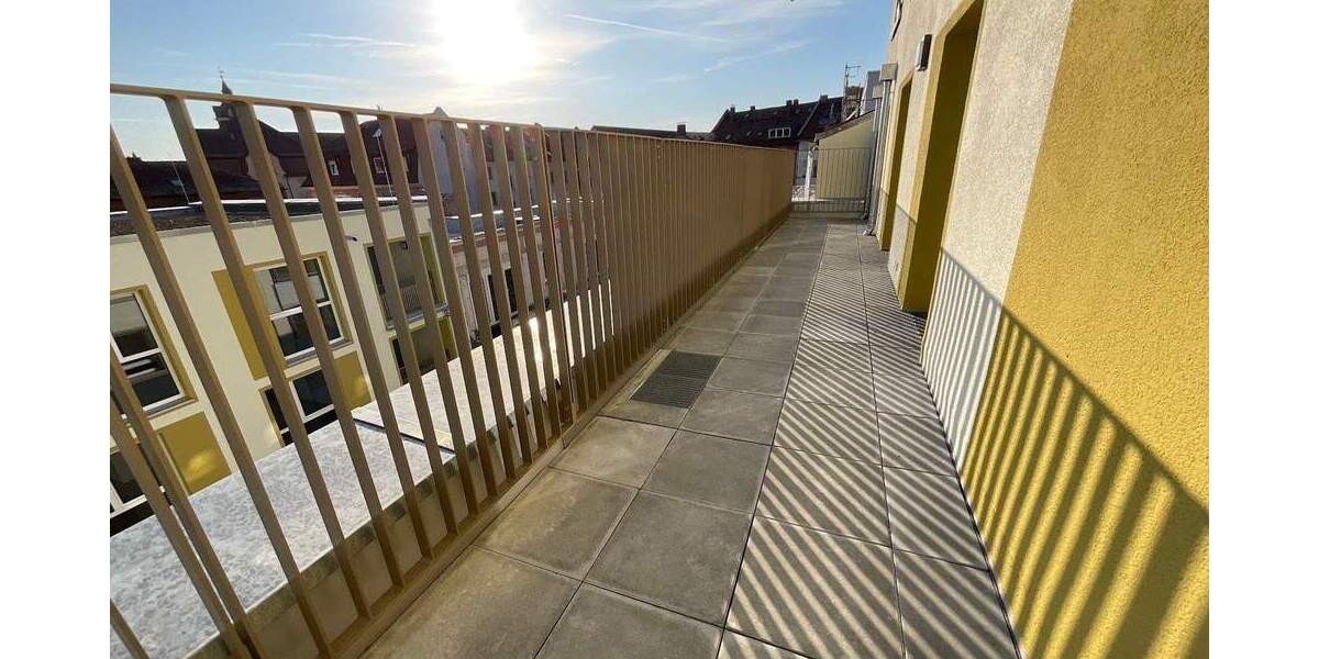 Zimmer Nürnberg St Peter - 3 Zimmer, 81 m&sup2;, 1.420&euro; | Angebot:26205419