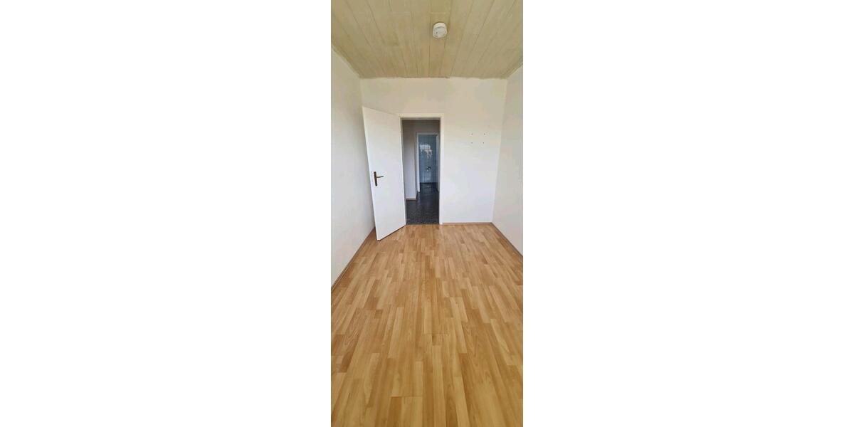 Etagenwohnung Stolzenau - 4 Zimmer, 90 m&sup2;, 1.080&euro; | Angebot:26089522