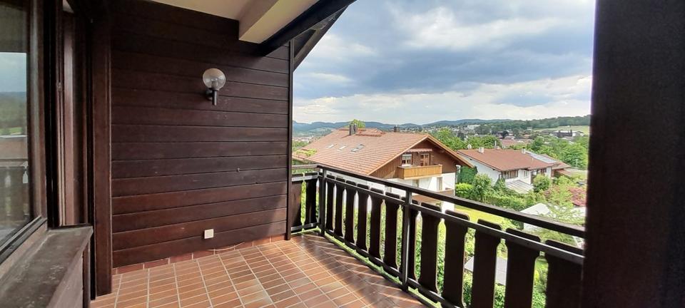 4-Zimmer-DG-Wohnung in Viechtach demnächst zu vermieten! 4 zimmer