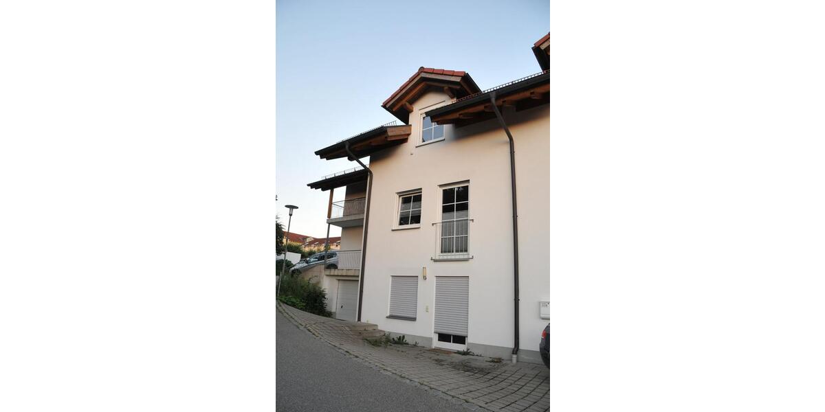 Reihenhaus Eiselfing - 4 Zimmer, 116 m&sup2;, 1.490&euro; | Angebot:23764224