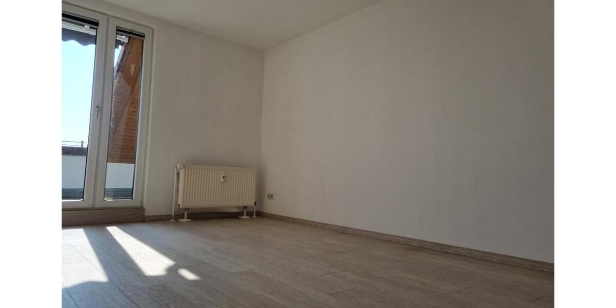 Dachgeschoßwohnung Halberstadt - 3 Zimmer, 87 m&sup2;, 524&euro; | Angebot:25865844