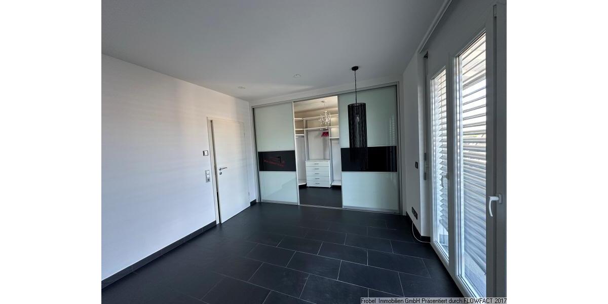 Einfamilienhaus Rheinfelden (Baden) - 3 Zimmer, 160 m&sup2;, 1.900&euro; | Angebot:26675985