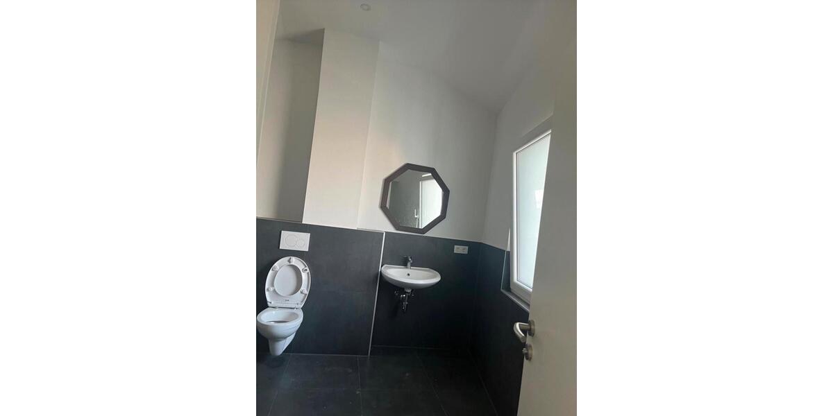 5-Zimmer 130qm Sanierte Maisonette Wohnung in Jülich-Mersch 5 zimmer