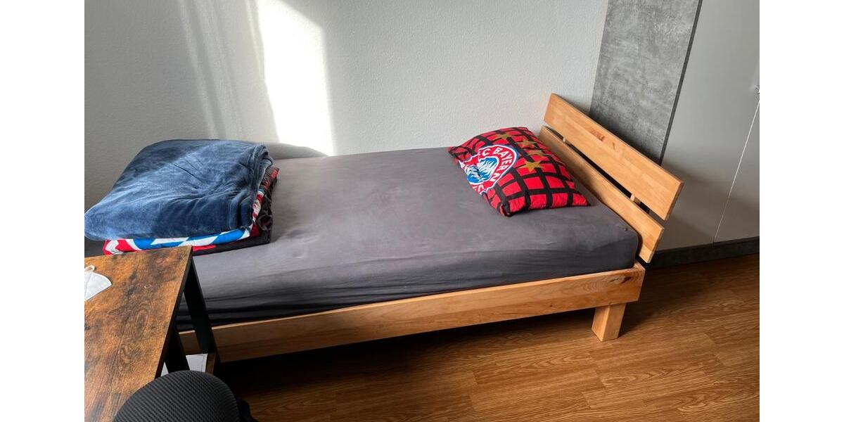 Dachgeschoßwohnung Saarbrücken Dudweiler - 1 Zimmer, 25 m&sup2;, 470&euro; | Angebot:26626526