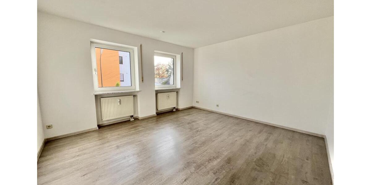 Etagenwohnung Großmehring - 4 Zimmer, 103 m&sup2;, 950&euro; | Angebot:24877159