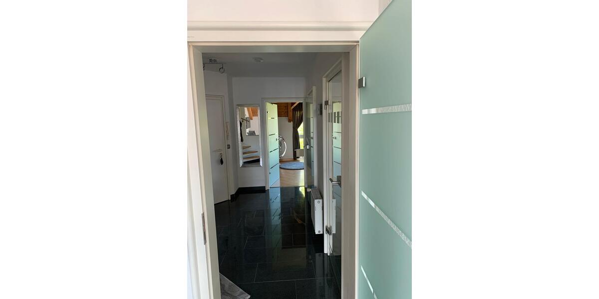 Maisonettenwohnung Grevenbroich - 4 Zimmer, 100 m&sup2;, 1.400&euro; | Angebot:26551129