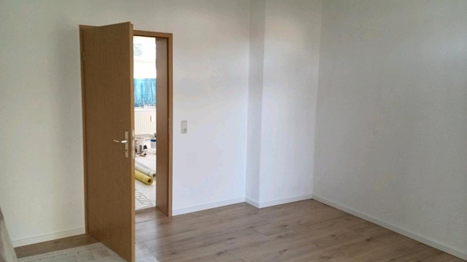 Etagenwohnung Schleiz - 3 Zimmer, 68 m&sup2;, 450&euro; | Angebot:26299851