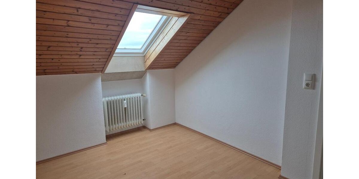 Dachgeschoßwohnung Waltenhofen - 3 Zimmer, 57 m&sup2;, 600&euro; | Angebot:24716753