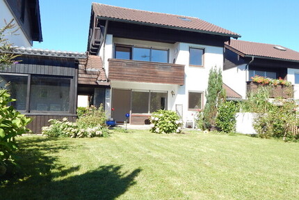 Großzügiges Einfamilienhaus mit viel Platz und schönem Garten - frei ab sofort.