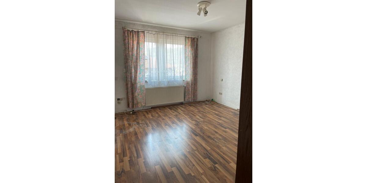 Maisonettenwohnung Annweiler am Trifels - 3 Zimmer, 105 m&sup2;, 1.150&euro; | Angebot:26033755