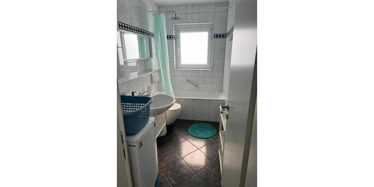 Wohnen auf Zeit Düsseldorf Stadtbezirk 5 - 1 Zimmer, 64 m&sup2;, 700&euro; | Angebot:26512144