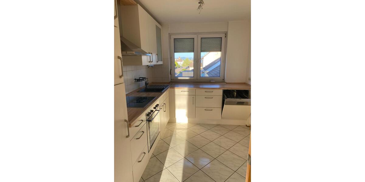 Etagenwohnung Rheinmünster - 3 Zimmer, 86 m&sup2;, 900&euro; | Angebot:26574180