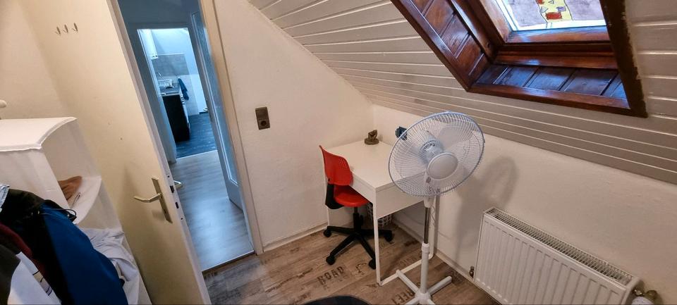 Dachgeschoßwohnung Pforzheim Brötzingen - 3 Zimmer, 60 m&sup2;, 950&euro; | Angebot:25964386