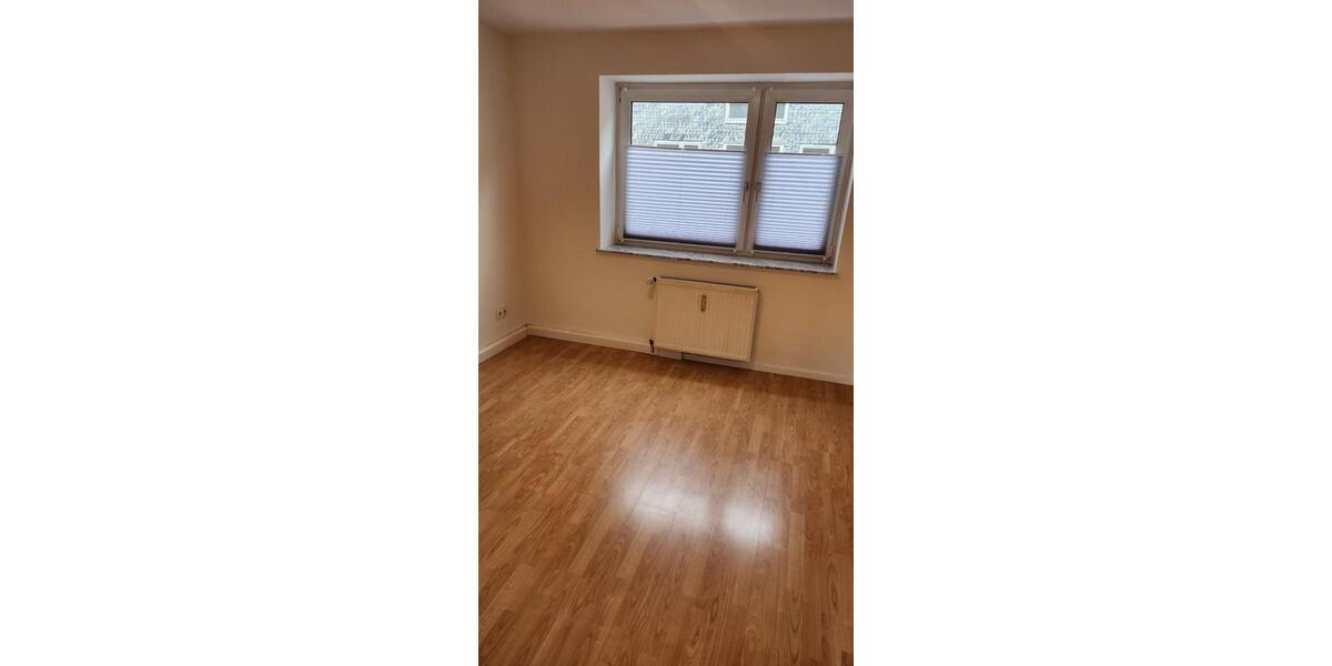 Etagenwohnung Wuppertal Brill - 2 Zimmer, 35 m&sup2;, 300&euro; | Angebot:26688545