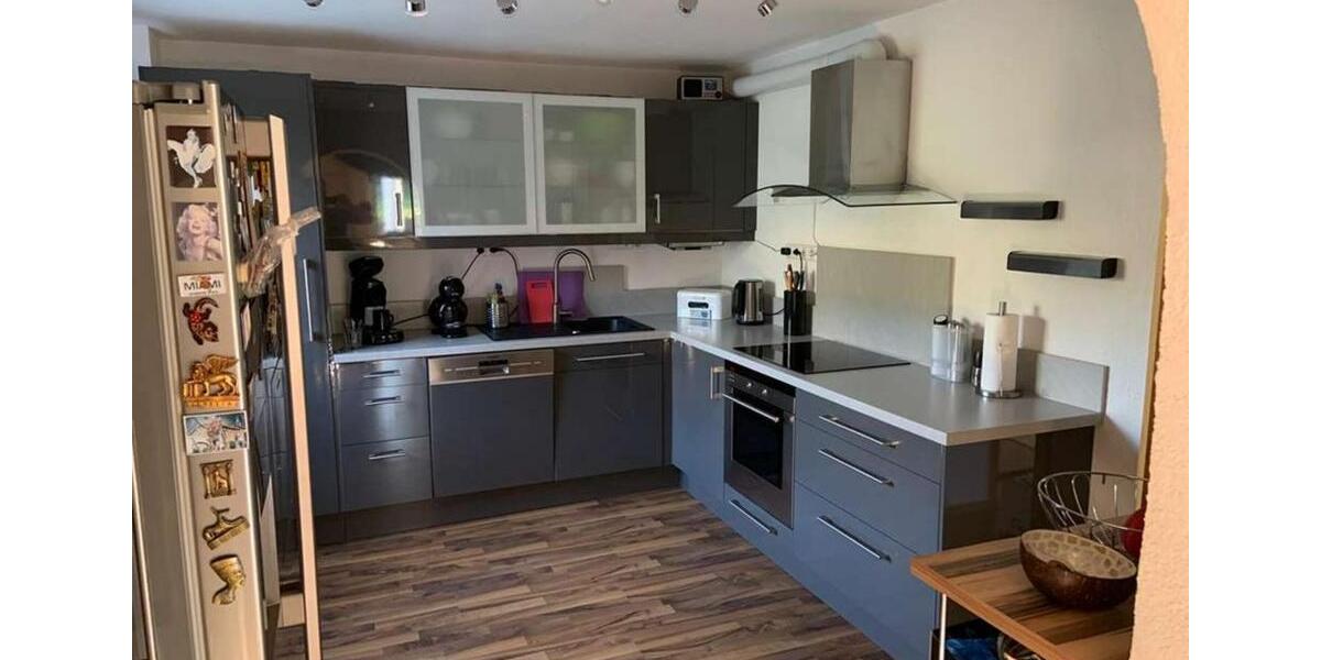 Erdgeschoßwohnung Remscheid Lüttringhausen - 3 Zimmer, 92 m&sup2;, 1.220&euro; | Angebot:25054986