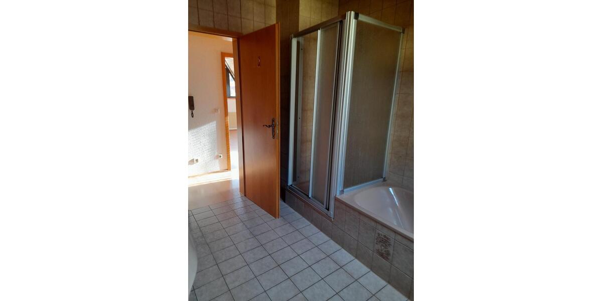 Dachgeschoßwohnung Albstadt Gemarkung Onstmettingen - 2 Zimmer, 55 m&sup2;, 500&euro; | Angebot:26507783