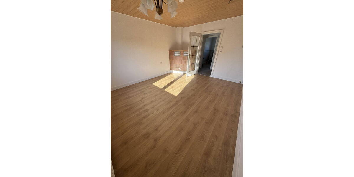 Etagenwohnung Ellrich - 3 Zimmer, 64 m&sup2;, 400&euro; | Angebot:26794376
