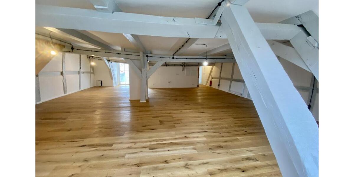 Dachgeschoßwohnung Hann. Münden - 2 Zimmer, 164 m&sup2;, 1.970&euro; | Angebot:22590885