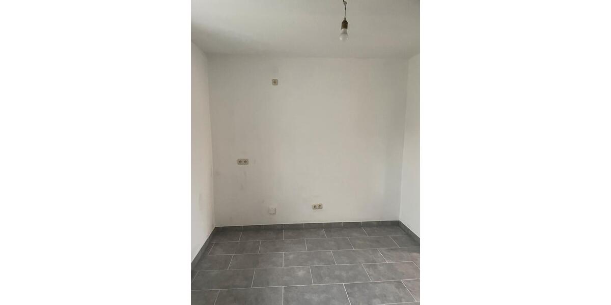 Einfamilienhaus Mitterteich - 2 Zimmer, 65 m&sup2;, 750&euro; | Angebot:26408429