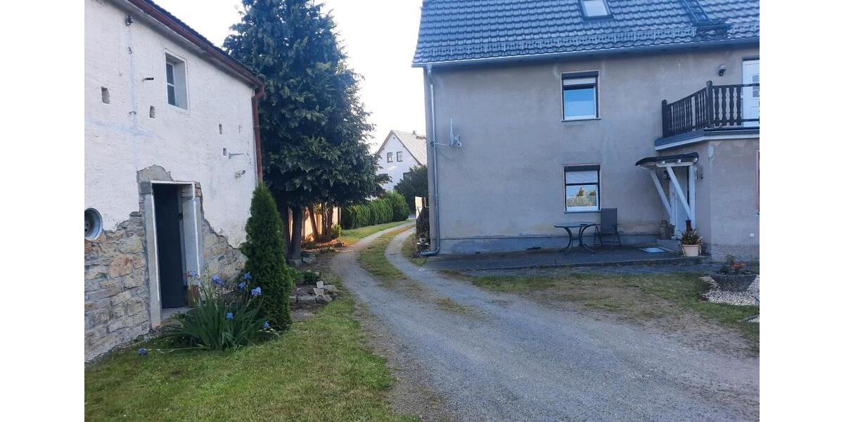 Doppelhaushälfte Haselbachtal - 12 Zimmer, 160 m&sup2;, 995&euro; | Angebot:22972489