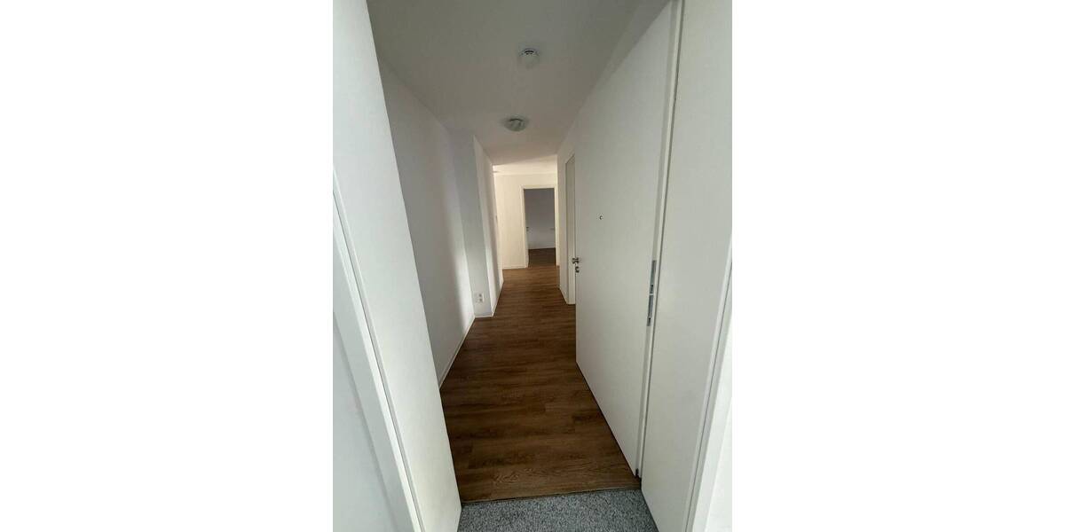 Etagenwohnung Esslingen am Neckar Weil - 3 Zimmer, 80 m&sup2;, 1.275&euro; | Angebot:26189583