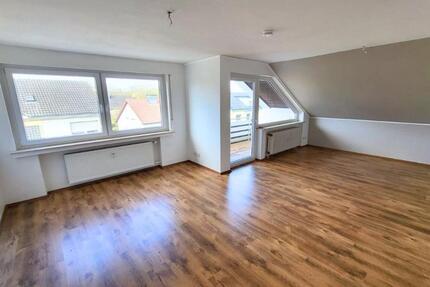 WBS!!! DG Wohnung in einem ruhigen MFH in Steinheim 3 zimmer