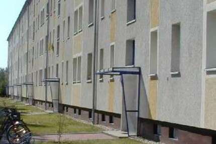 Wohnung Stendal Nord - 4 Zimmer, 70 m&sup2;, 465&euro; | Angebot:23724607