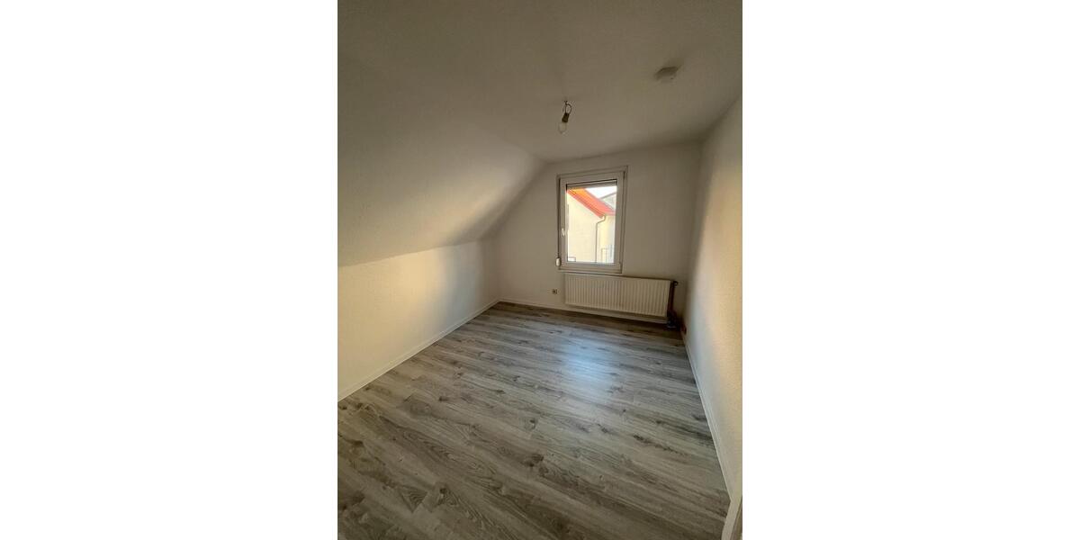 Einfamilienhaus Saulheim - 5 Zimmer, 88 m&sup2;, 1.150&euro; | Angebot:25995576