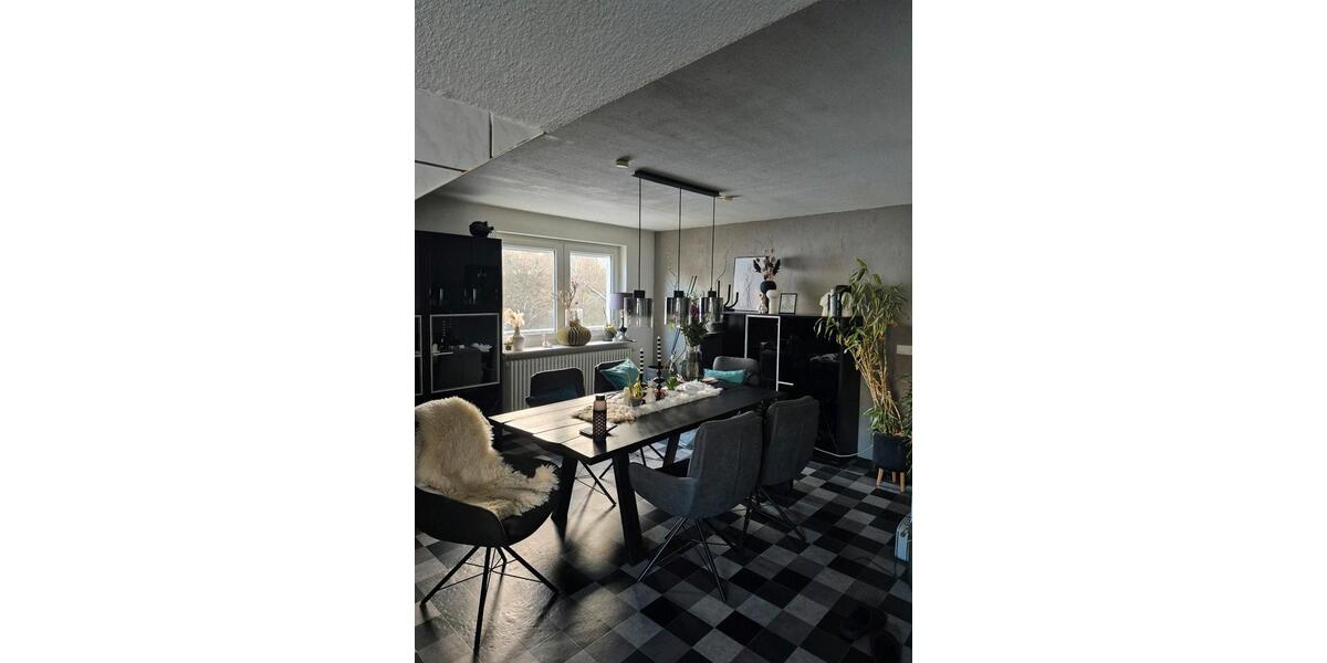 Dachgeschoßwohnung Westerheim - 4 Zimmer, 110 m&sup2;, 1.170&euro; | Angebot:25959874