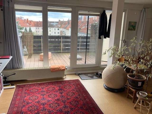 Etagenwohnung Hannover Limmer - 2 Zimmer, 81 m&sup2;, 1.050&euro; | Angebot:26962339