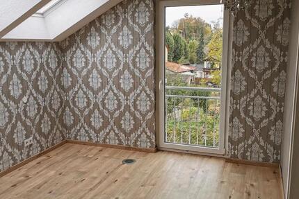 Helle DG-Wohnung Neubau zimmer