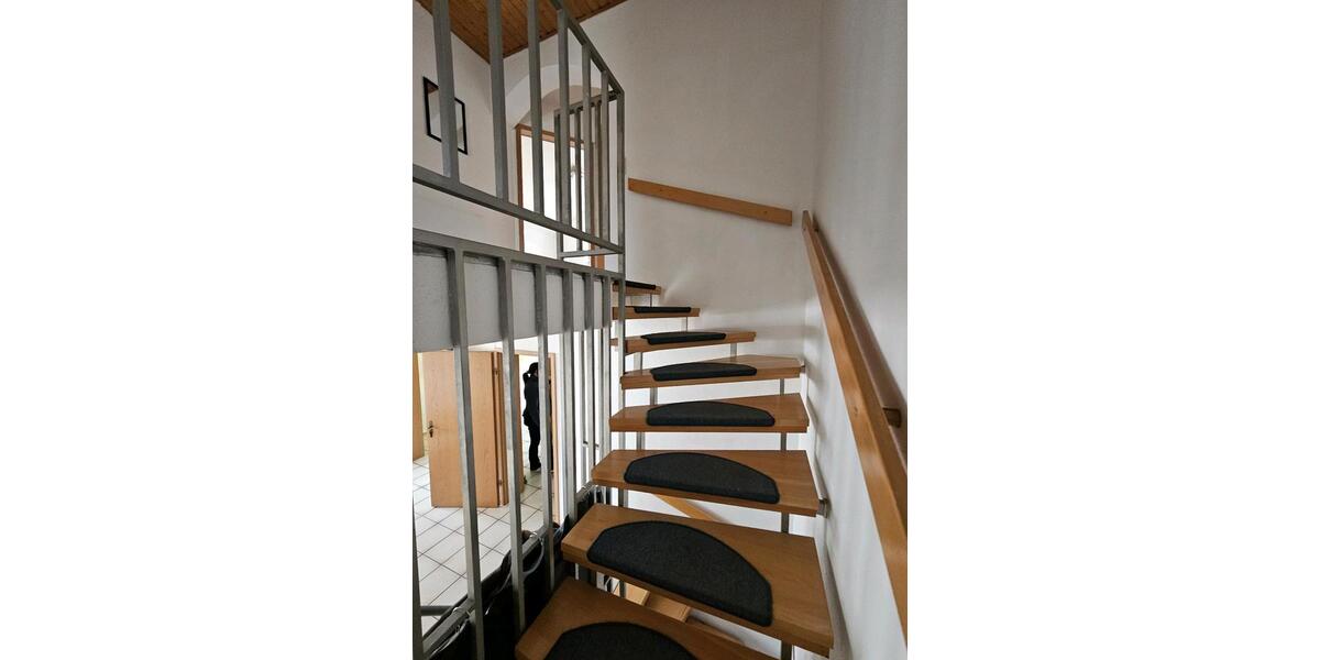 Doppelhaushälfte Wörth am Rhein - 6 Zimmer, 140 m&sup2;, 1.300&euro; | Angebot:25161044