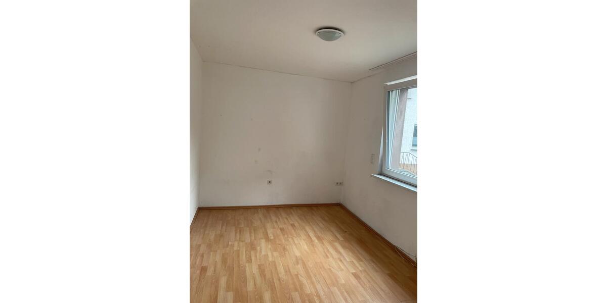 Etagenwohnung Büren - 5 Zimmer, 145 m&sup2;, 1.450&euro; | Angebot:26615563